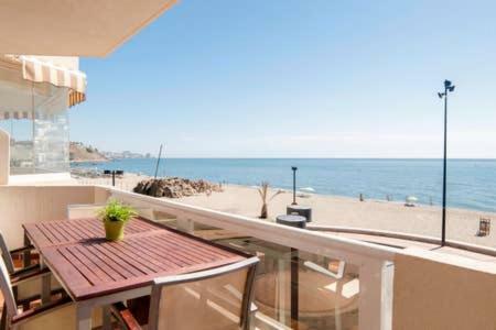 Апартаменты Espectacular 1ª Linea De Playa...Te Enamoraras!!! Фуэнхирола Экстерьер фото
